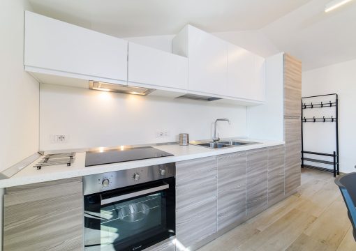 Bilocale con terrazzino