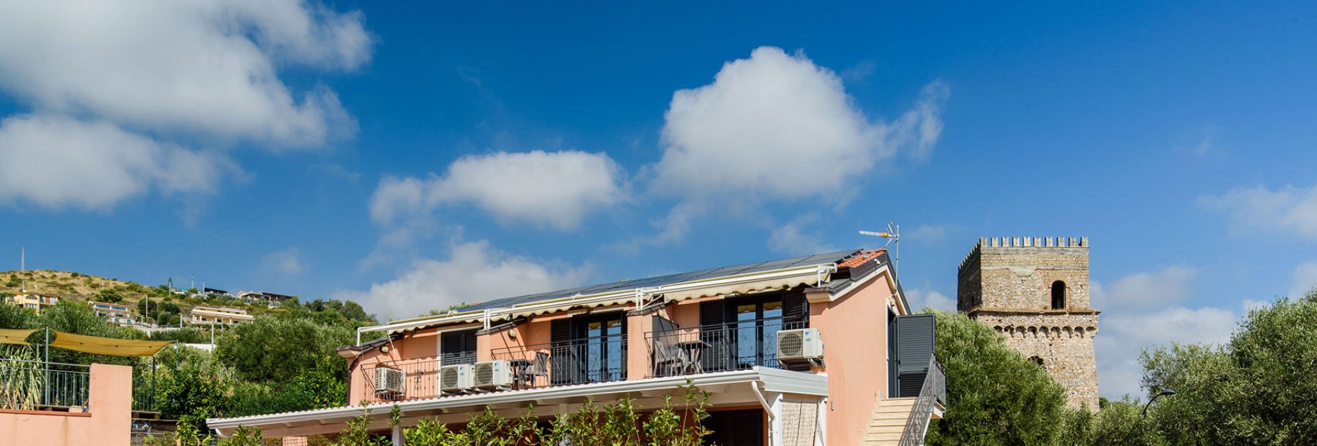 Bilocale con balcone